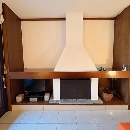 Dom wakacyjny Oasi Lesia - La Casa Sul Con Privata E Piscina Vista Lesa