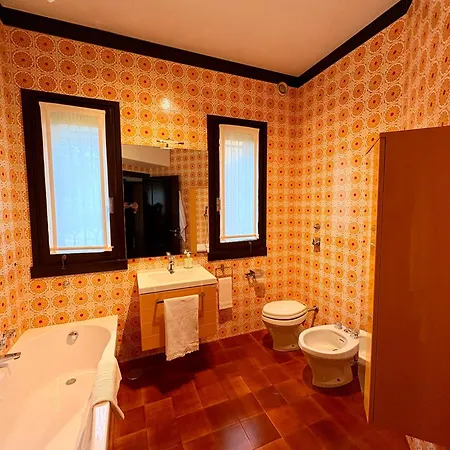 Oasi Lesia - La Casa Sul Con Privata E Piscina Vista Dom wakacyjny *